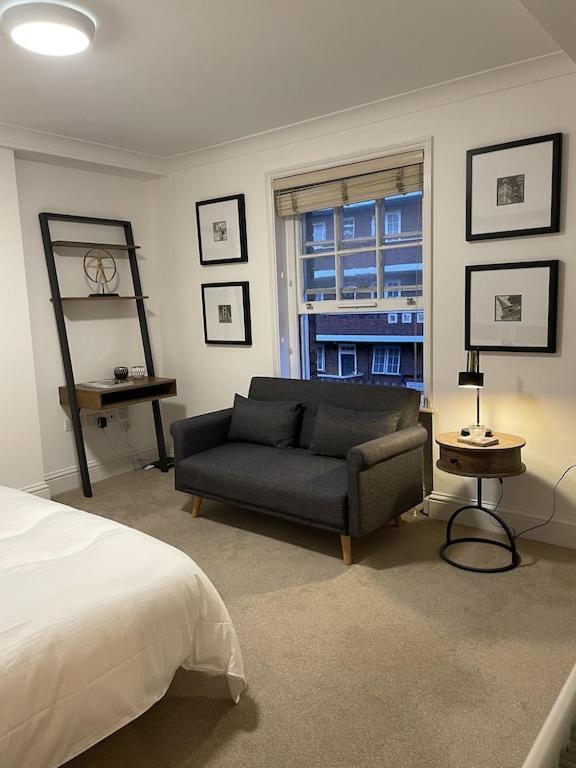 Flat In The Heart Of St. Johns Wood Londra